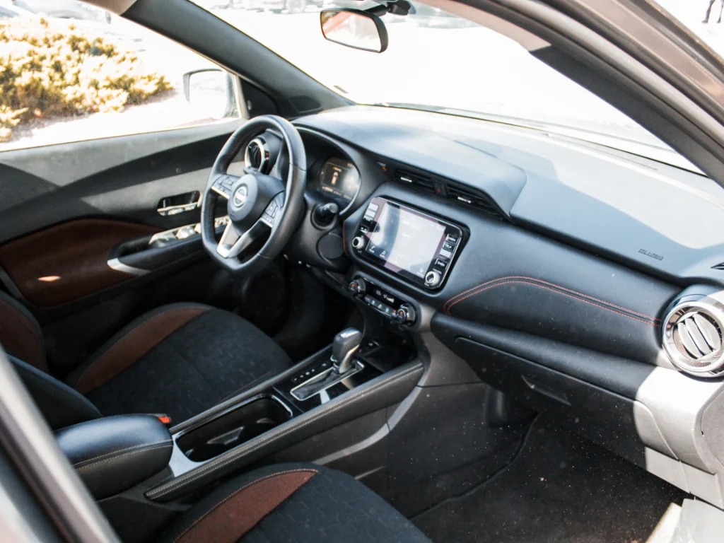 Used 2024 Boulder Gray Pearl Nissan SR image 26