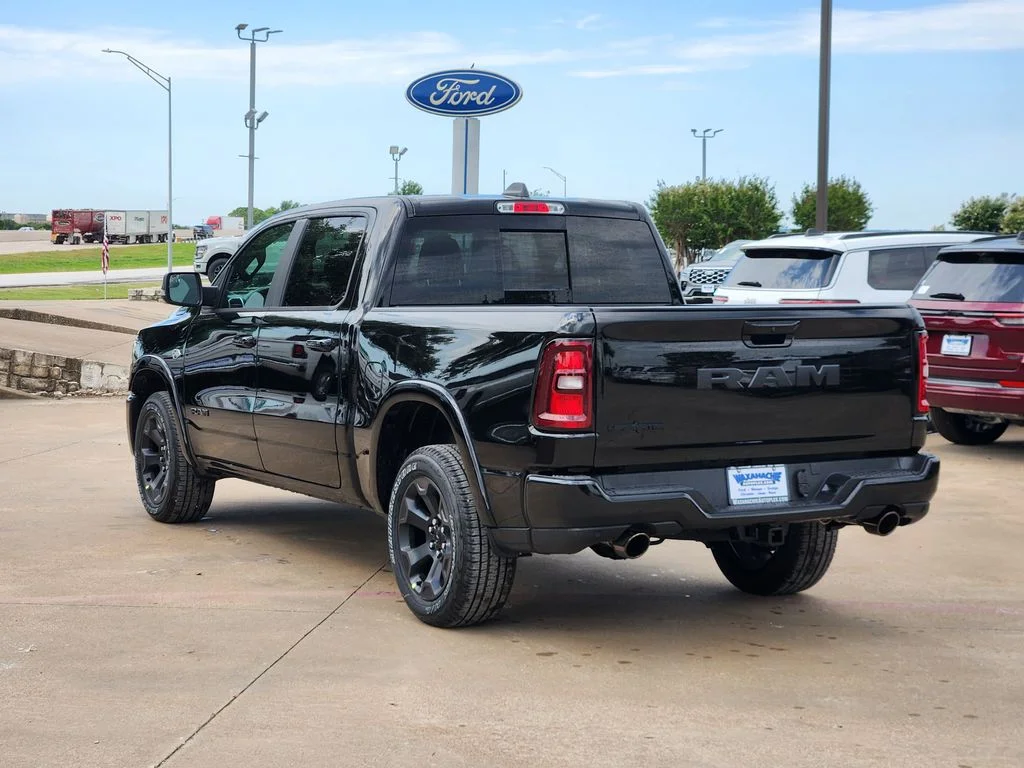 New 2026 Diamond Black Crystal Pearl-Coat Exterior Paint RAM Big Horn/Lone Star image 3