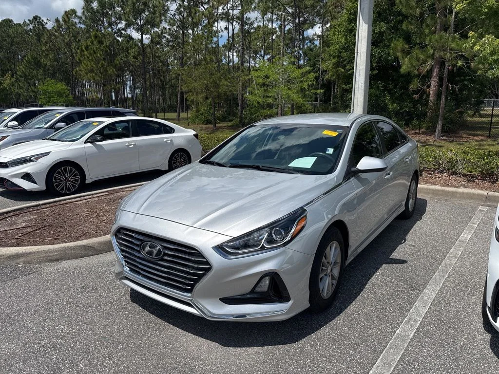 2018 Hyundai Sonata SE's photo