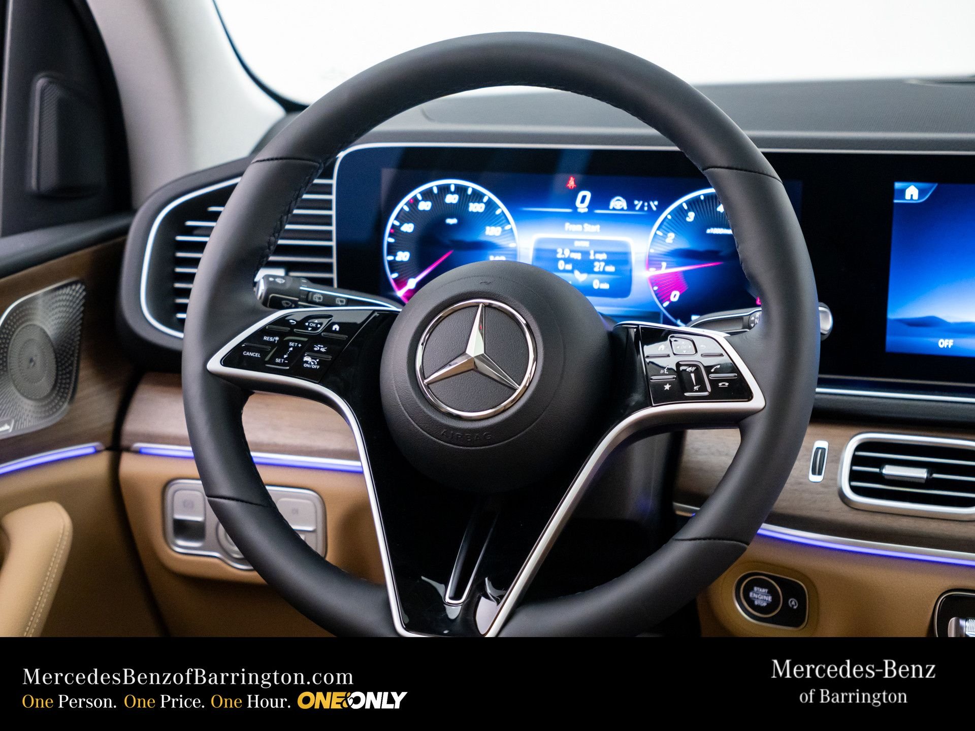 New 2026 MANUFAKTUR Moonlight White Metallic Mercedes-Benz GLE 350 image 12