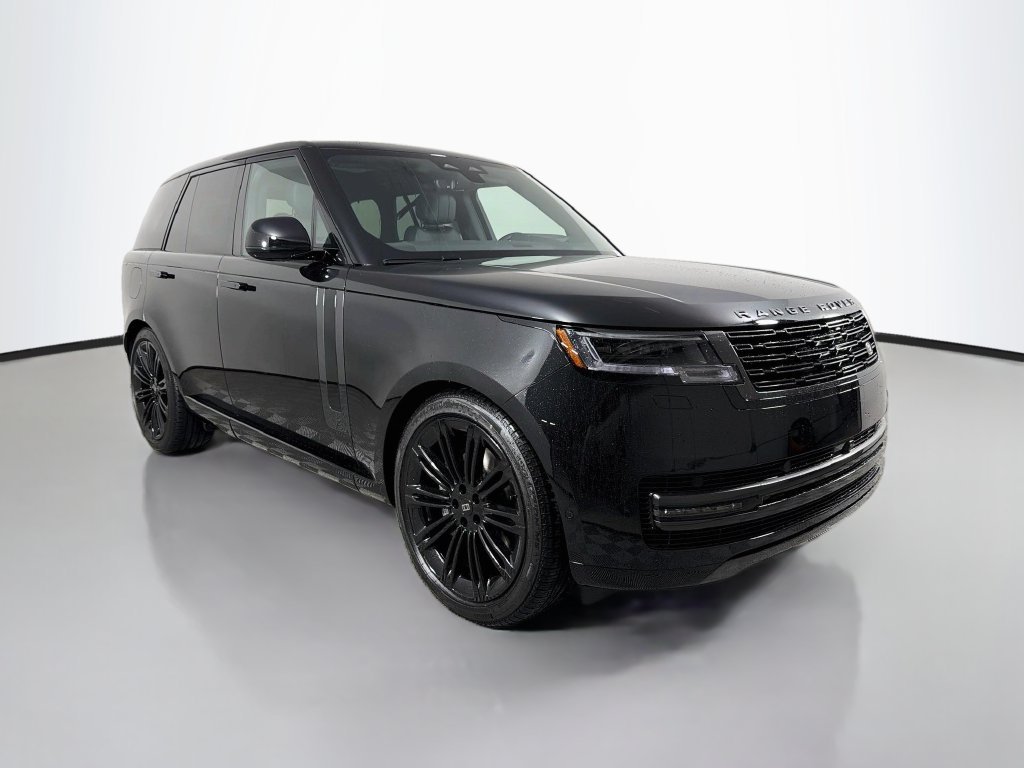 New 2027 Santorini Black Land Rover SE image 3