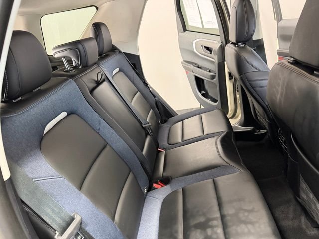 Used 2025 Desert Sand Ford Outer Banks image 27