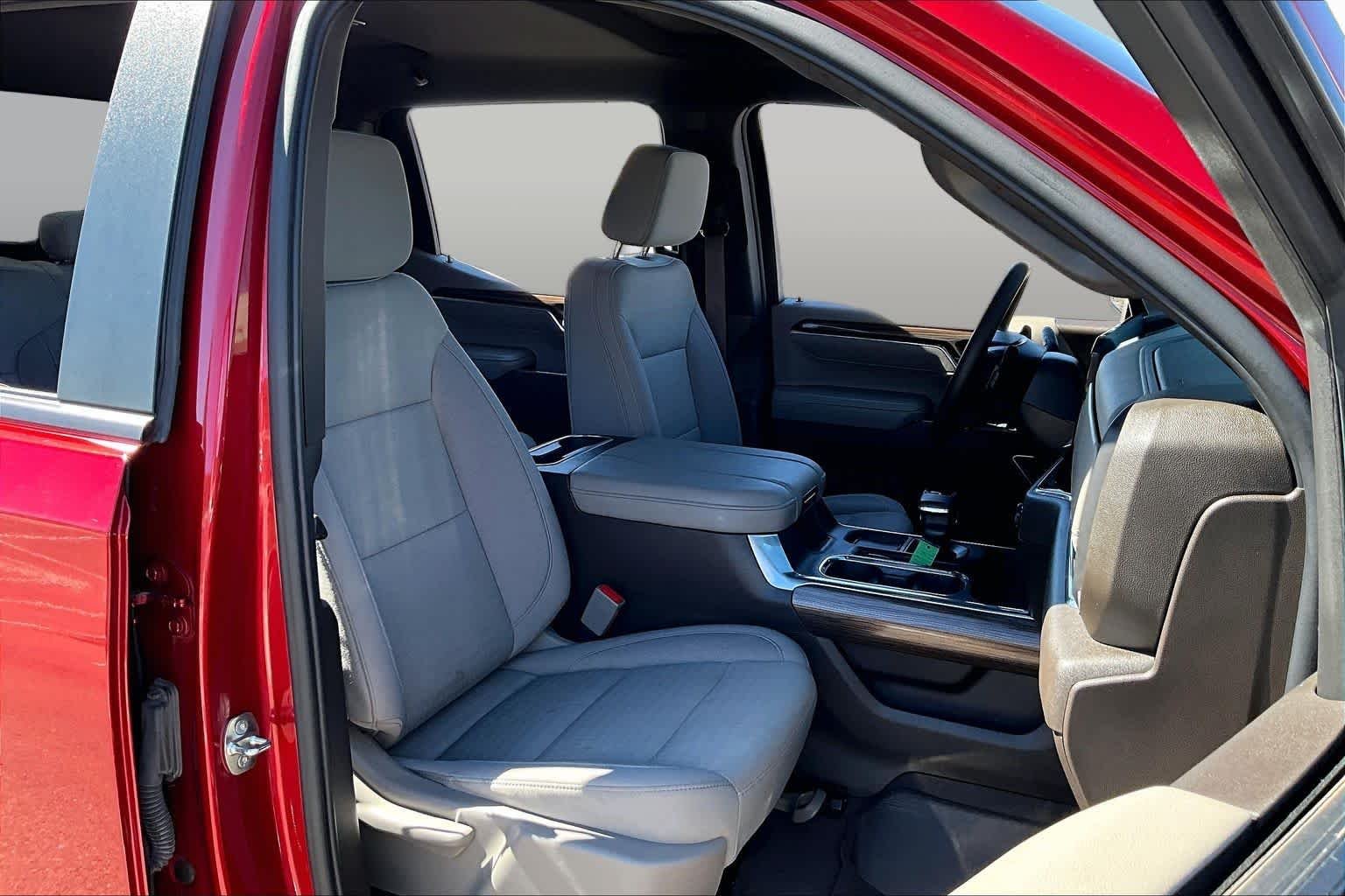 Used 2024 Radiant Red Tintcoat Chevrolet LT image 9