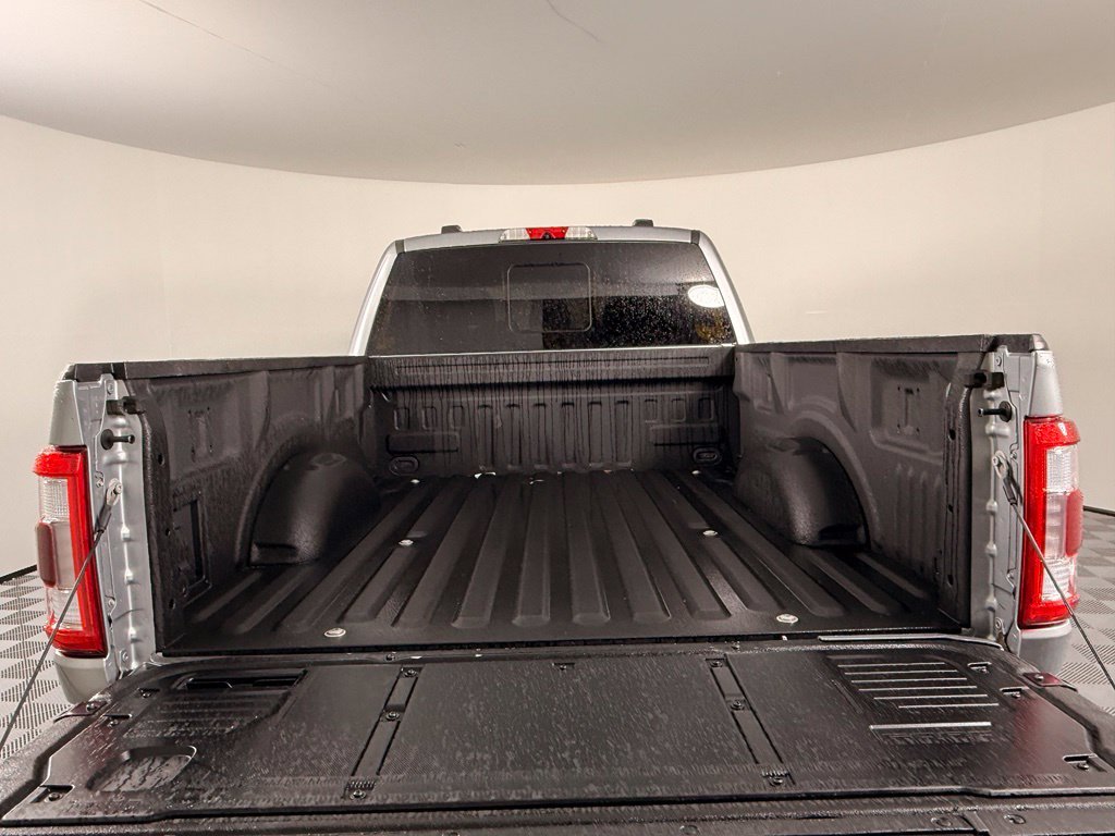 Used 2023 Silver Metallic Ford Lariat image 13