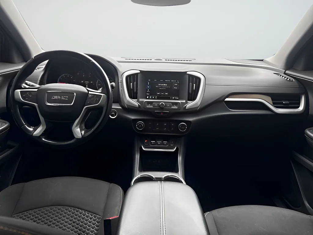 Used 2018 Red GMC SLE image 12