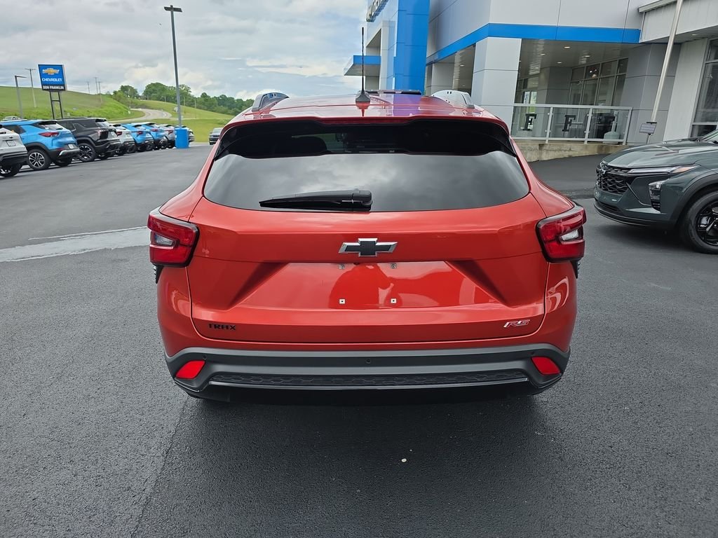 Used 2024 Red Chevrolet 2RS image 6