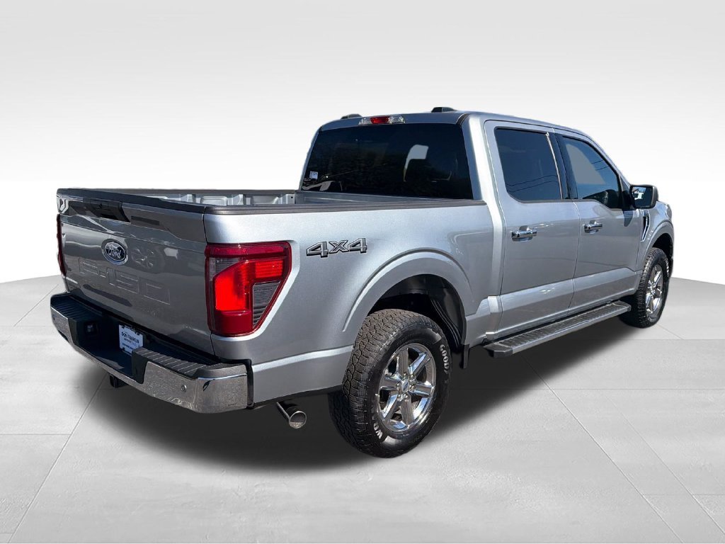 Used 2025 Silver Ford XLT image 5