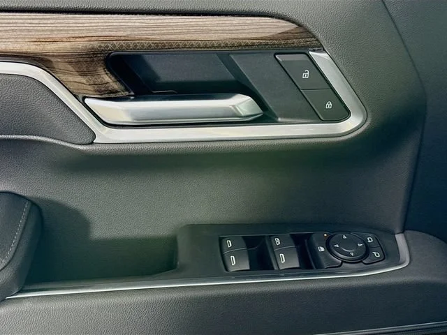 New 2026 Black Chevrolet LT image 19