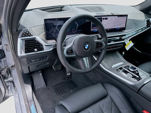 Used 2026 Gray BMW sDrive40i image 7