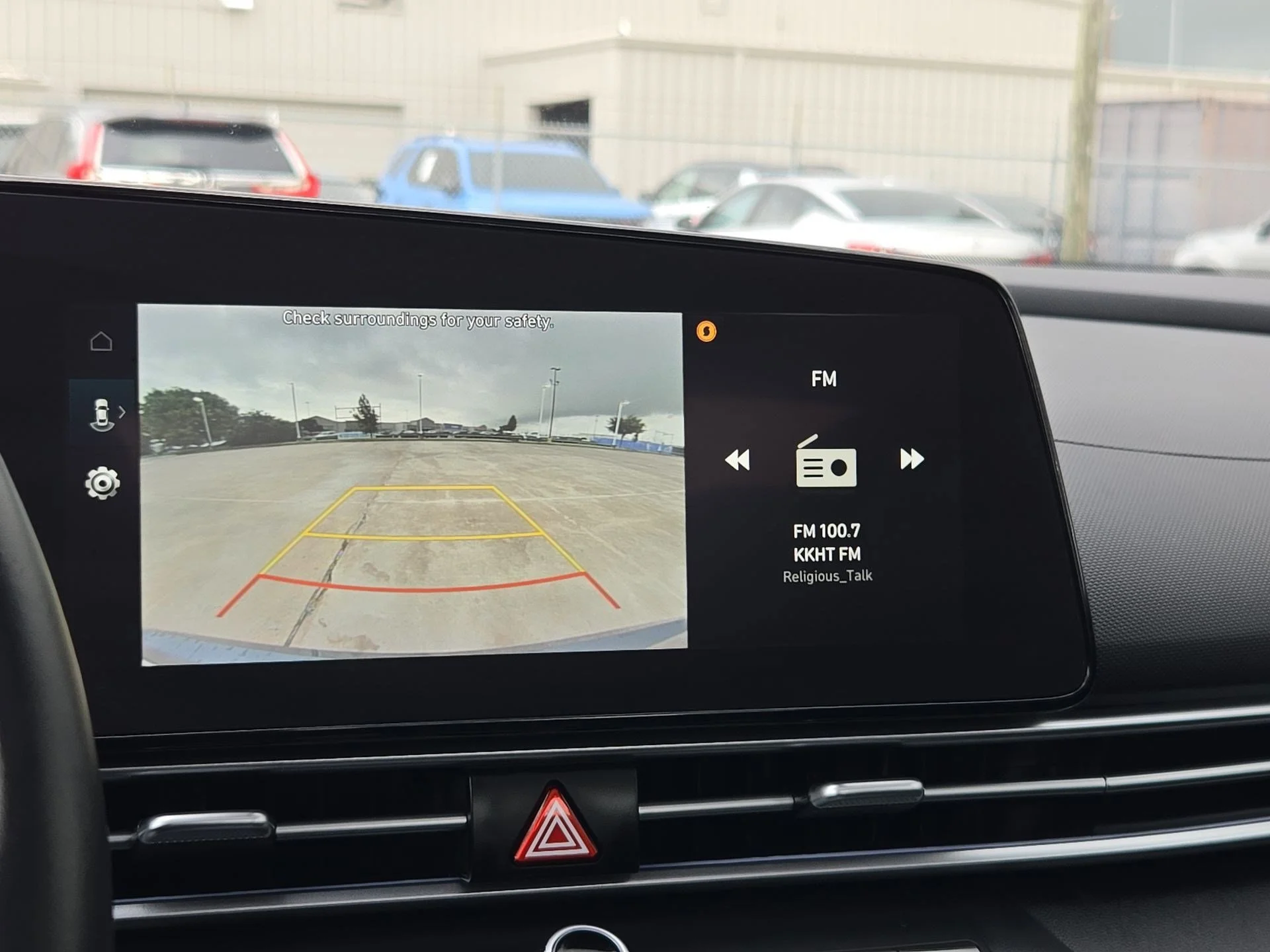 Used 2025 Ecotronic Gray Hyundai Limited image 25