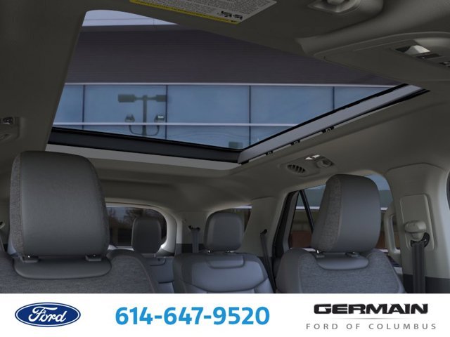 New 2026 Star White Metallic Tri-Coat Ford Active image 26