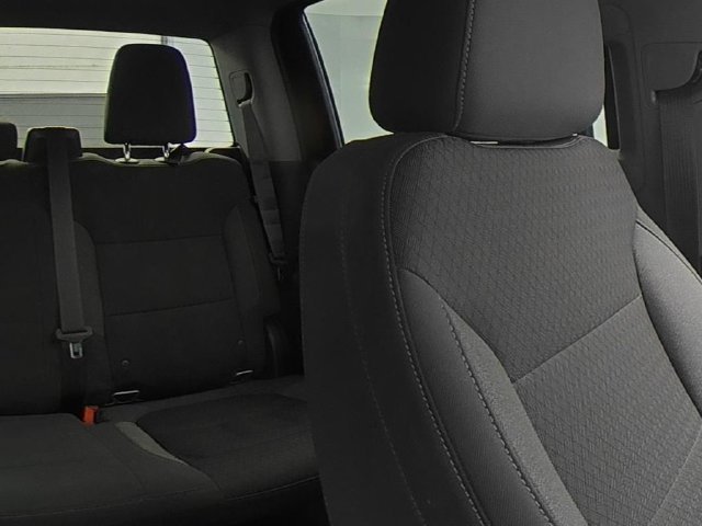 Used 2022 Silver Chevrolet Custom image 33
