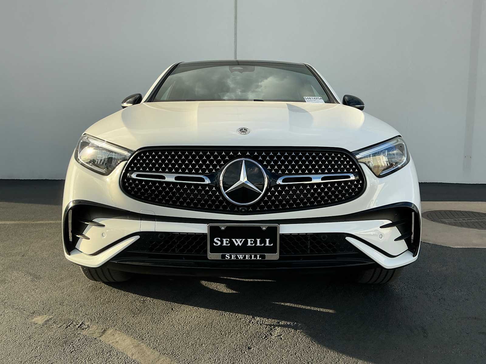 Certified Used 2026 Polar White Mercedes-Benz GLC 300 image 2