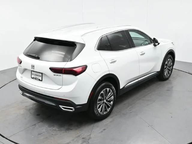 Used 2024 Summit White Buick Preferred image 38