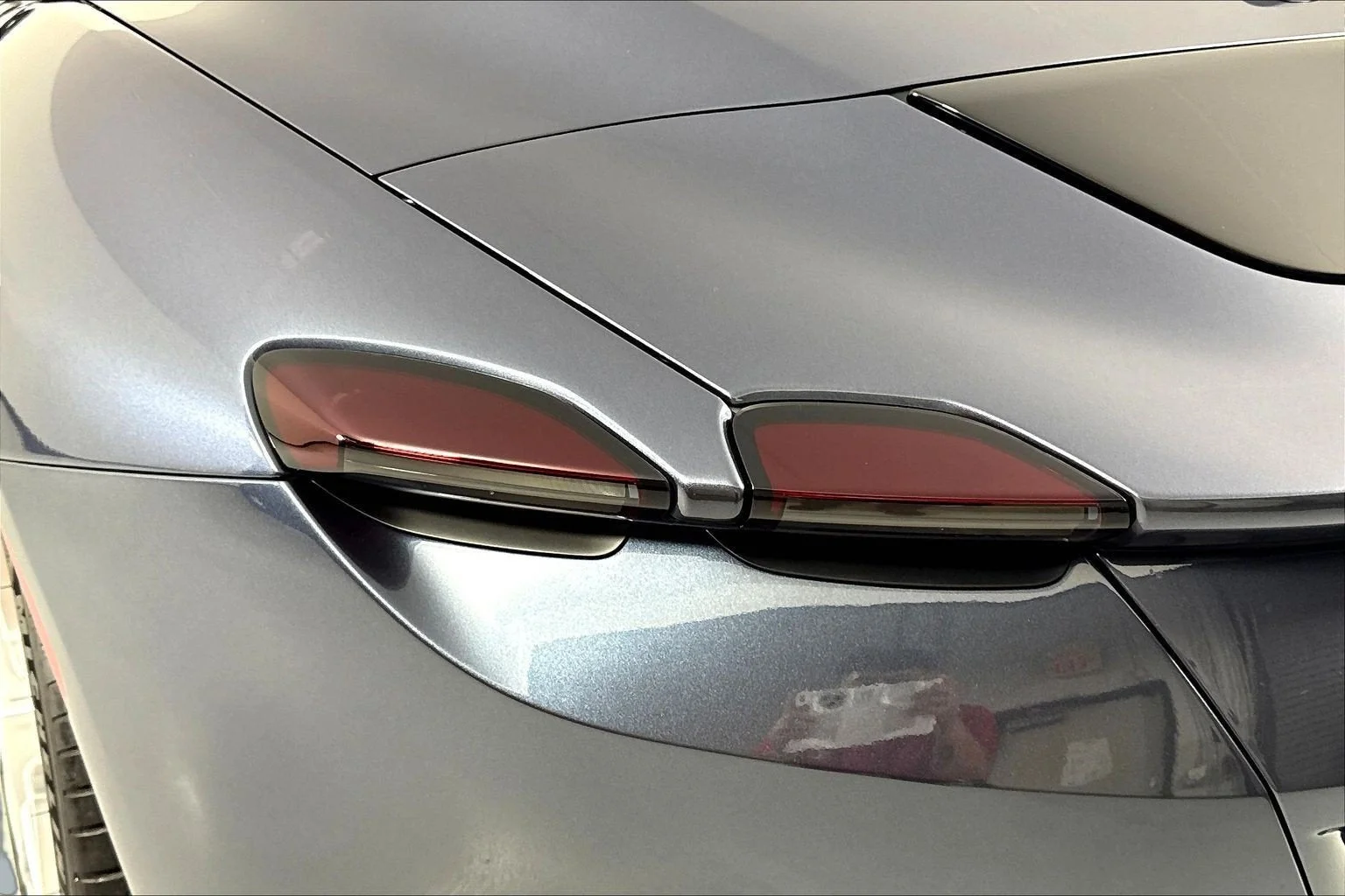Used 2024 Blu Roma Ferrari Spider image 22