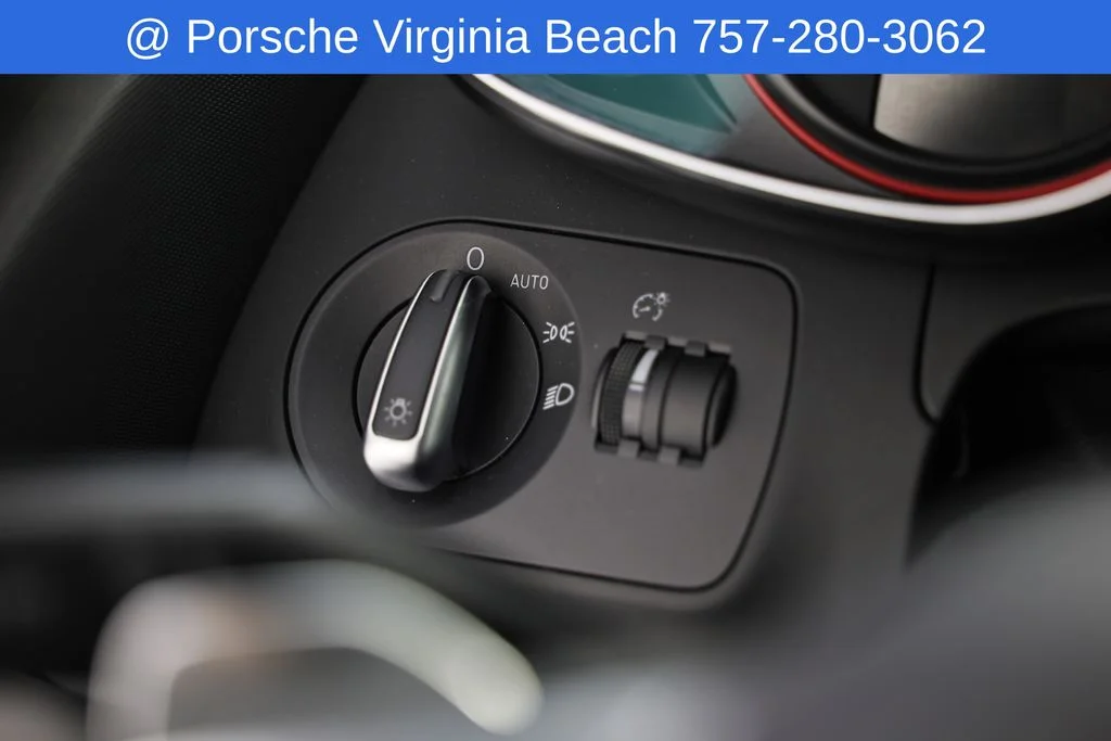 Used 2011 Silver Audi 5.2 image 31