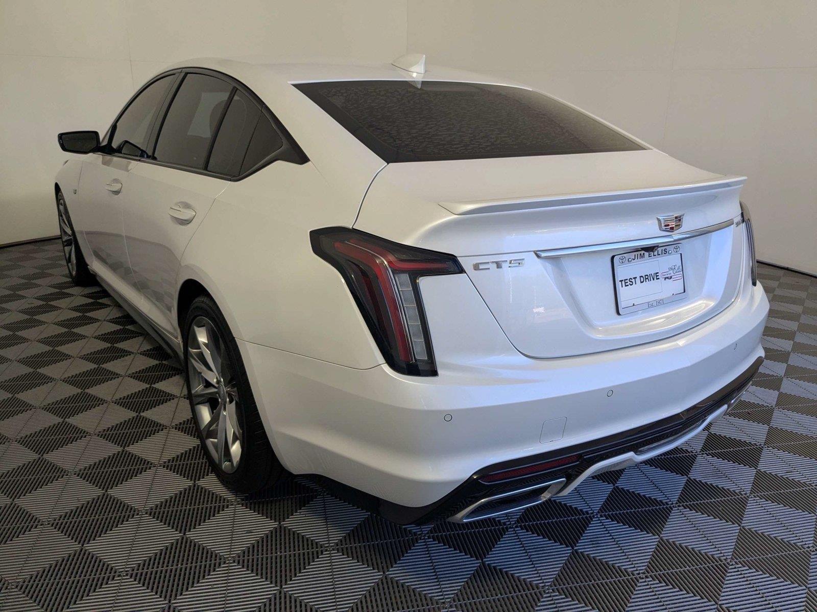 Used 2022 Summit White Cadillac Sport image 7