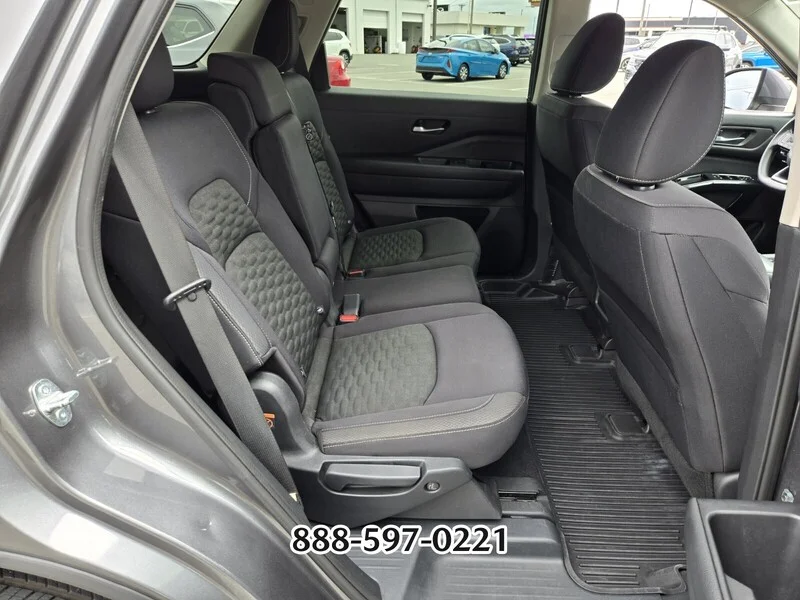 2022 Nissan Pathfinder S - Photo 18