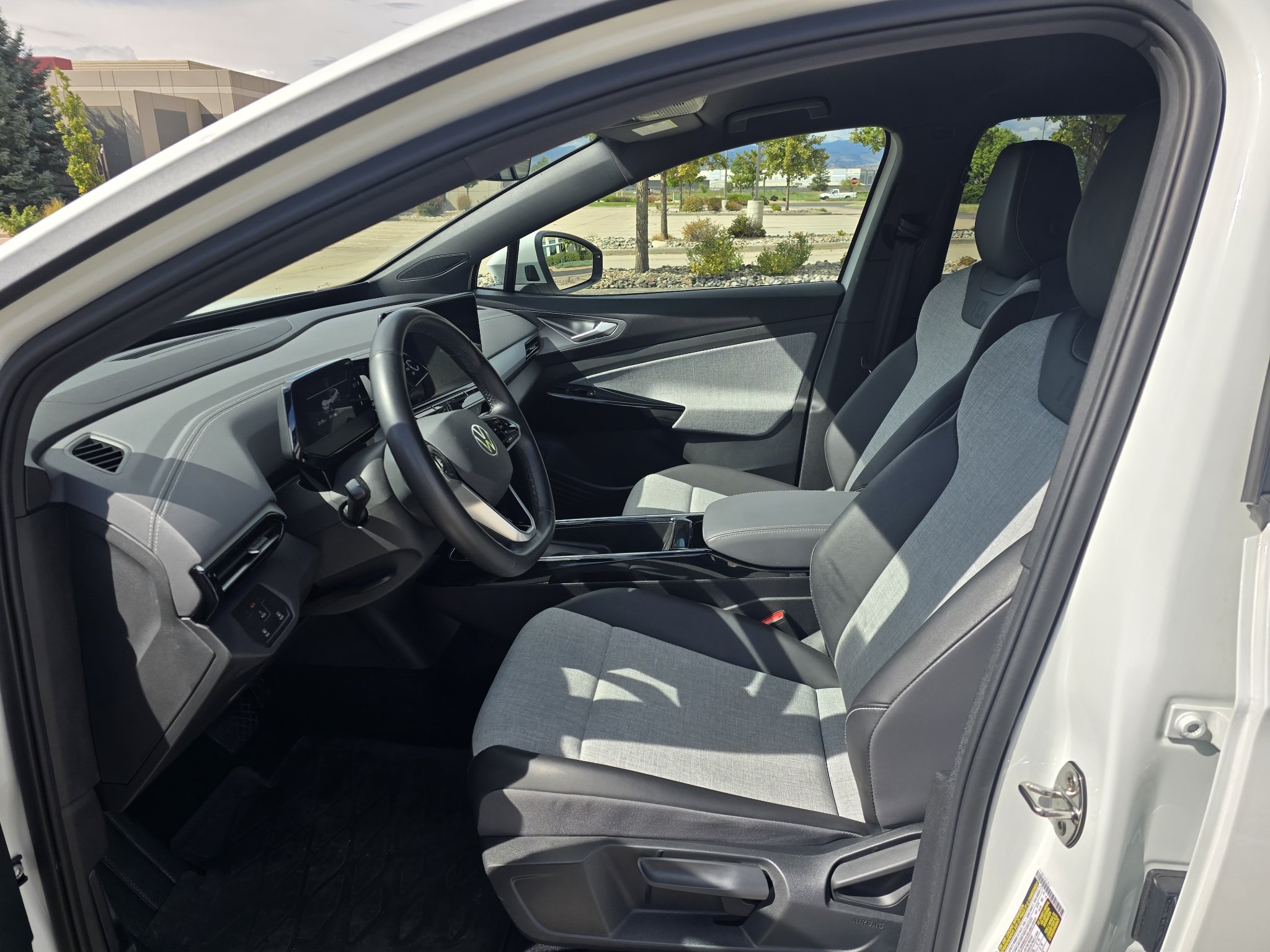 Used 2024 Pure White Volkswagen Standard image 11