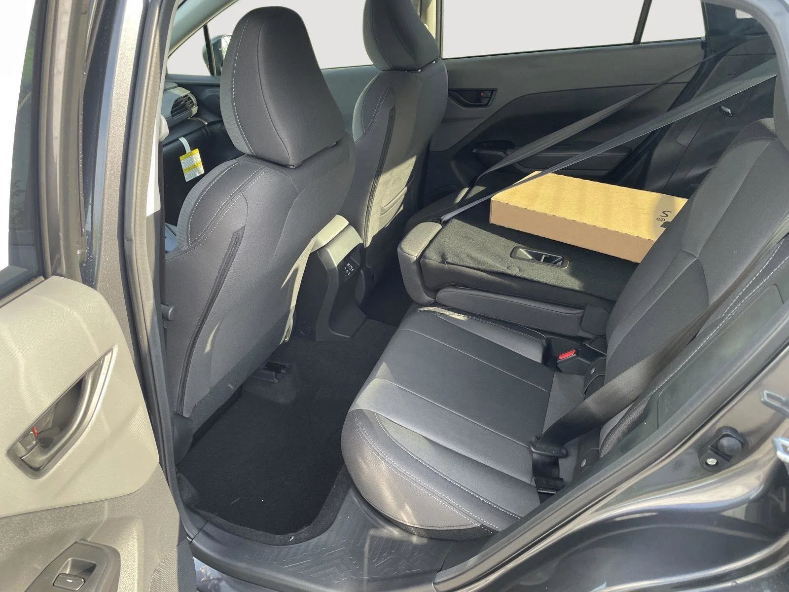 New 2026 Magnetite Gray Metallic Subaru Premium image 24