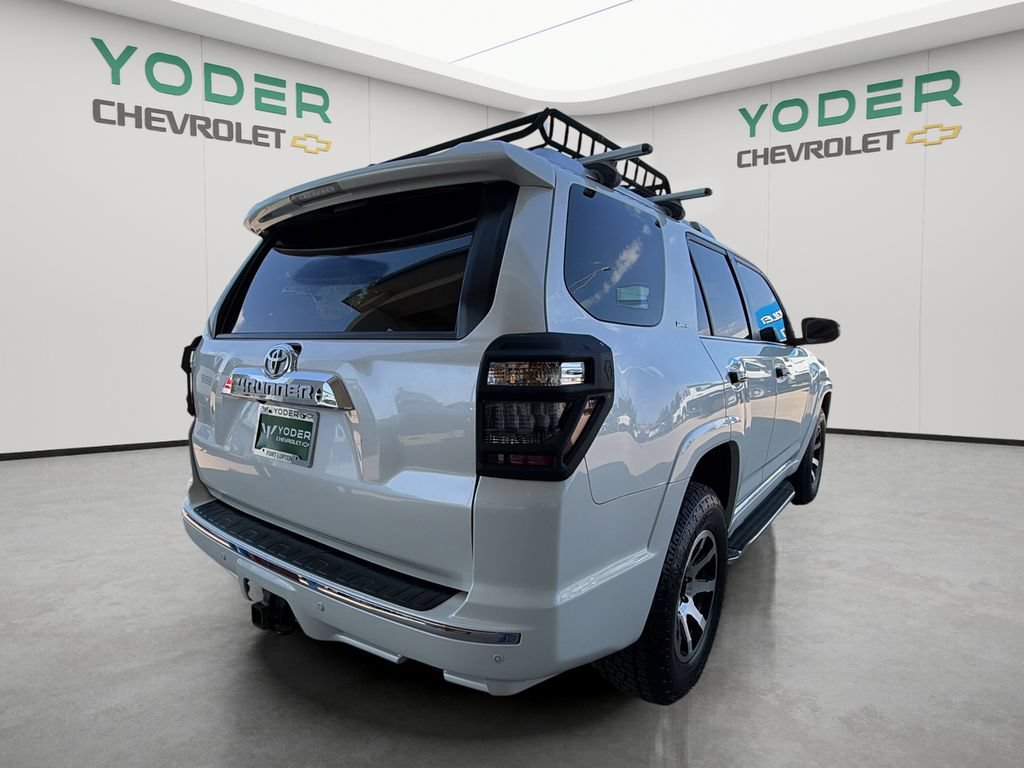 Used 2014  Toyota Limited image 7