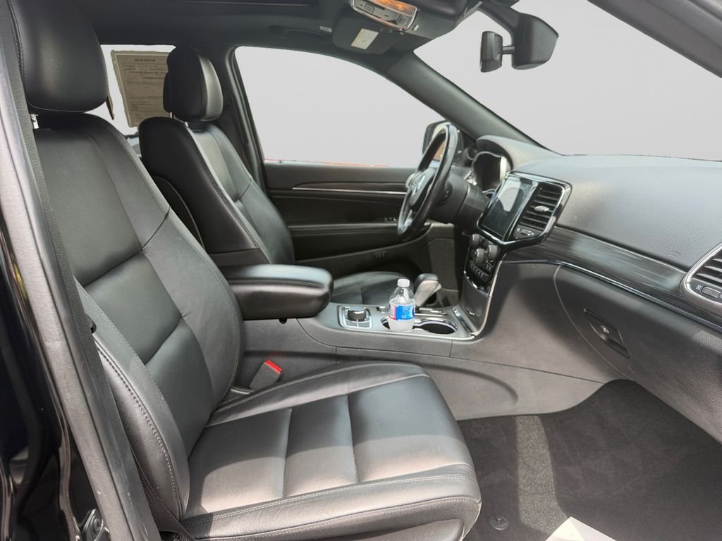 Used 2019 Black Jeep Limited image 17