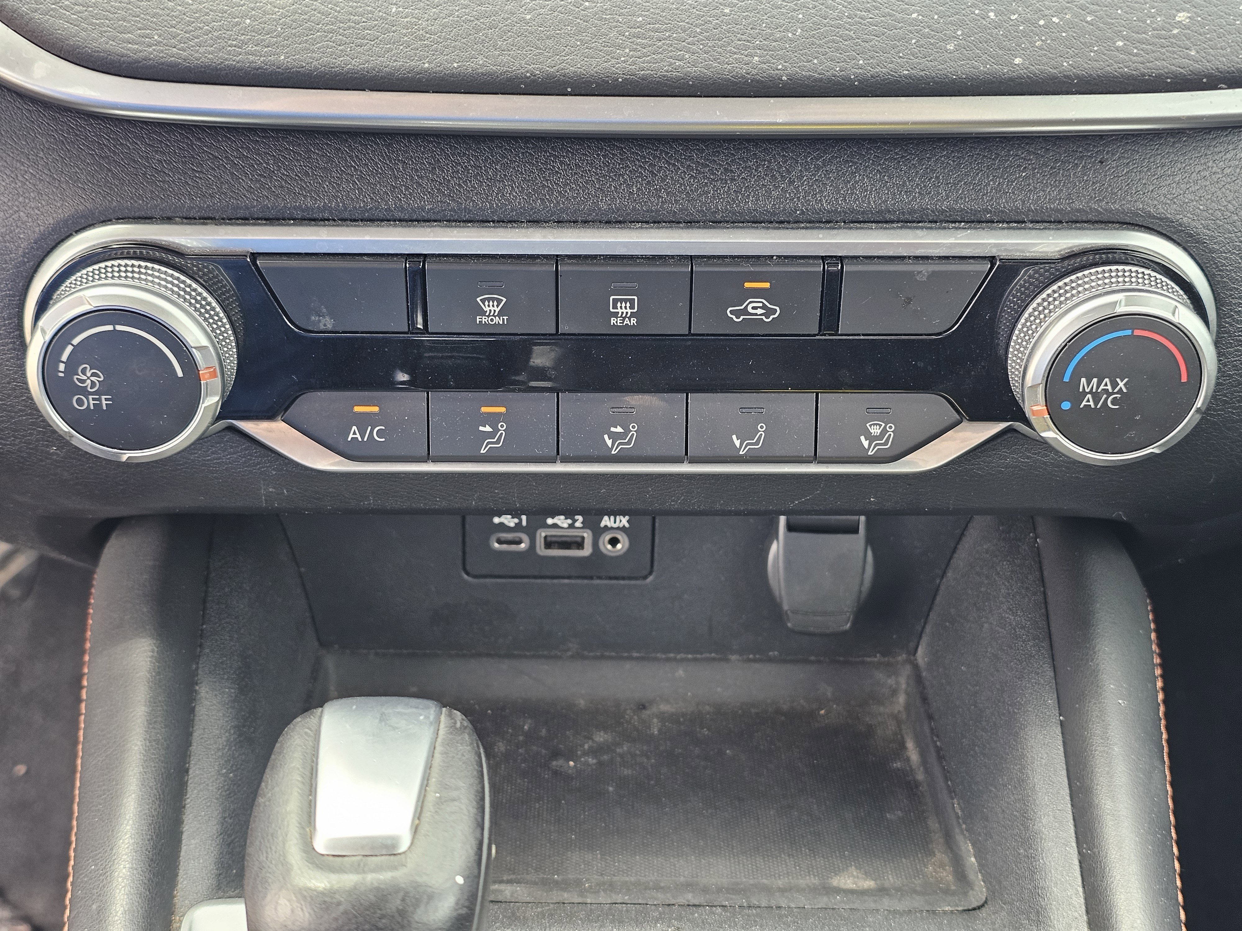 Used 2021 Pearl White Tricoat Nissan 2.5 SR image 26