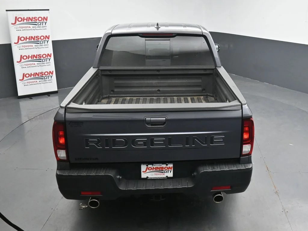 Used 2024  Honda RTL image 30