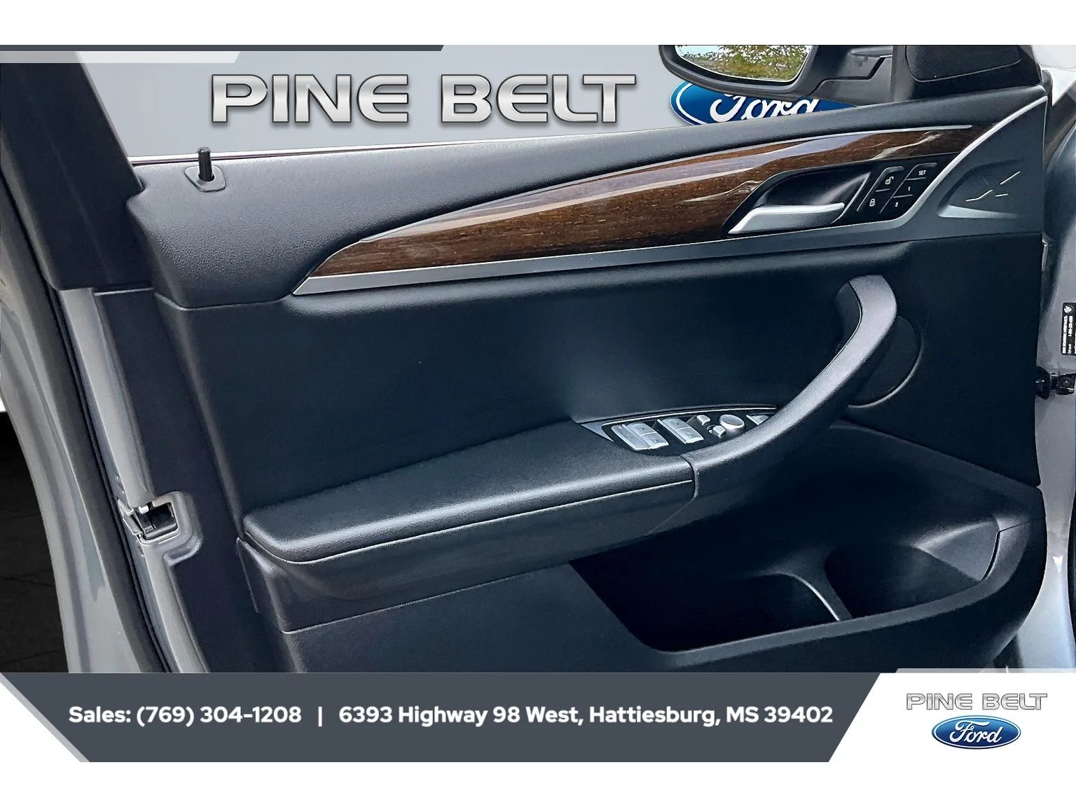 Used 2024 WHITE BMW sDrive30i image 16