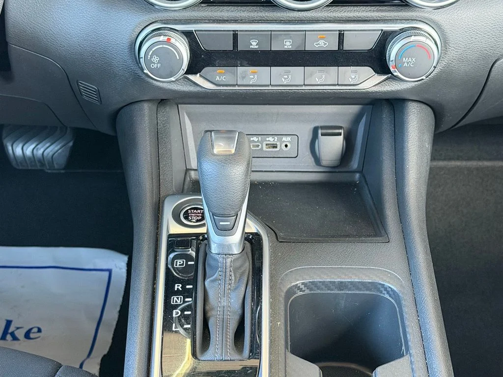 Used 2025 Super Black Nissan SV image 18