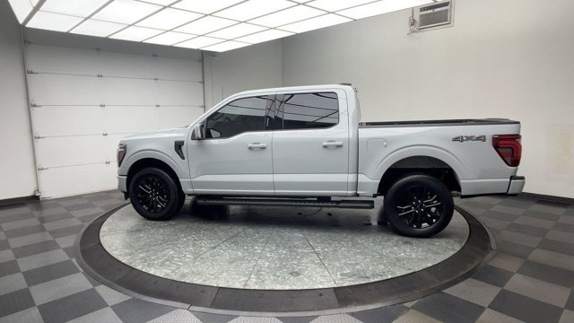Used 2024 Avalanche Gray Ford LARIAT image 40