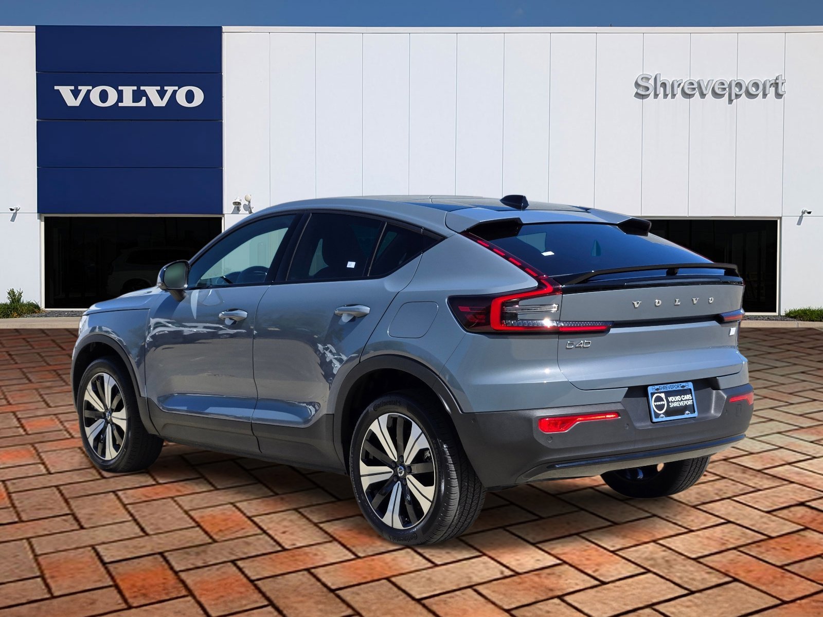 Used 2023 Thunder Gray Metallic Volvo Plus image 6