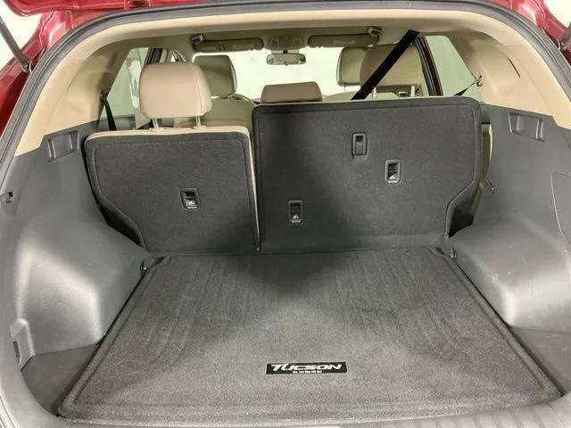 Used 2017 Red Hyundai SE image 25