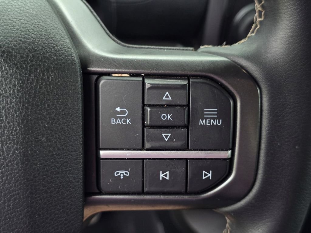Used 2024 Agate Black Metallic Ford XLT image 15