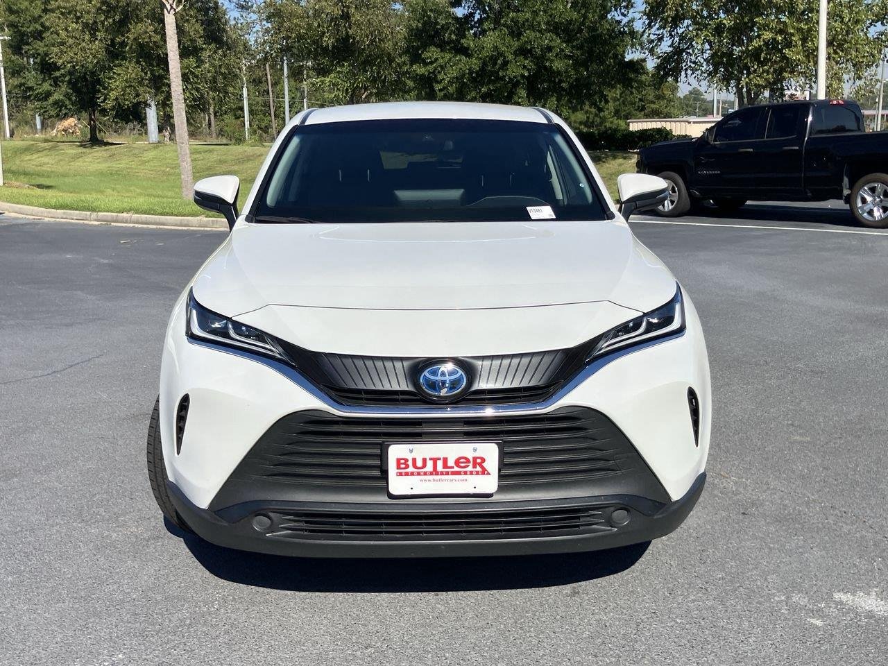 Used 2024 White (Wind Chill Pearl) Toyota LE AWD image 8
