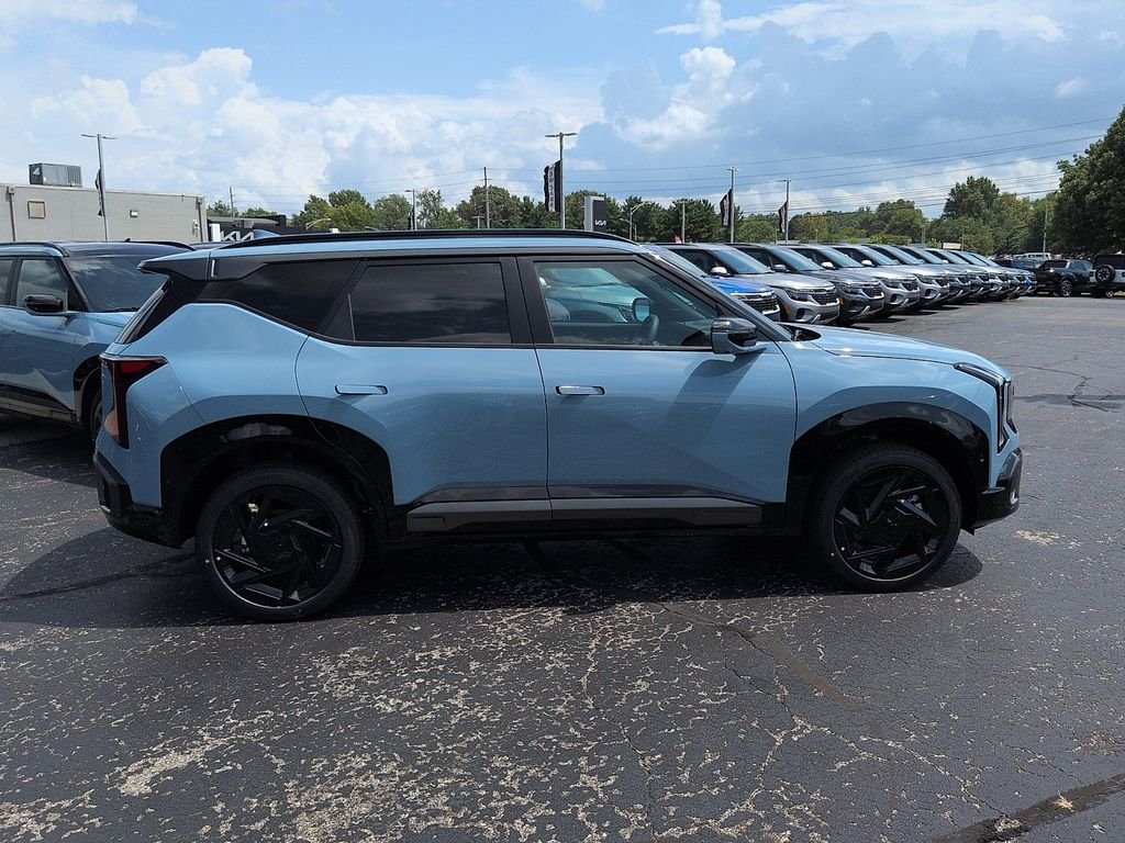 New 2027 Frost Blue Kia X-Line SX image 2