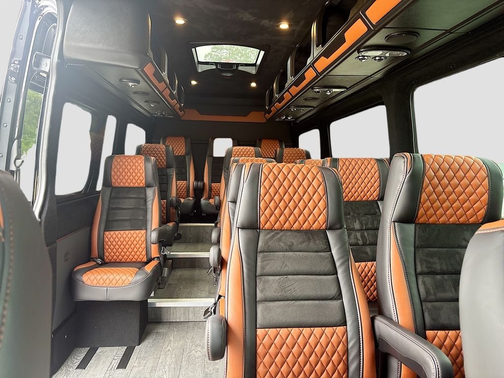 New 2025  Mercedes-Benz 15 Passenger Sliding Door image 25