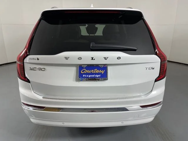 2026 Volvo XC90 Plus - Photo 7