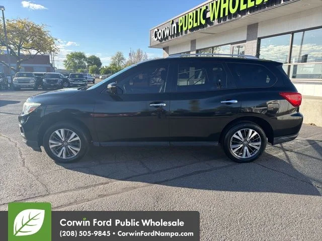 Used 2017 Black Nissan SL image 8