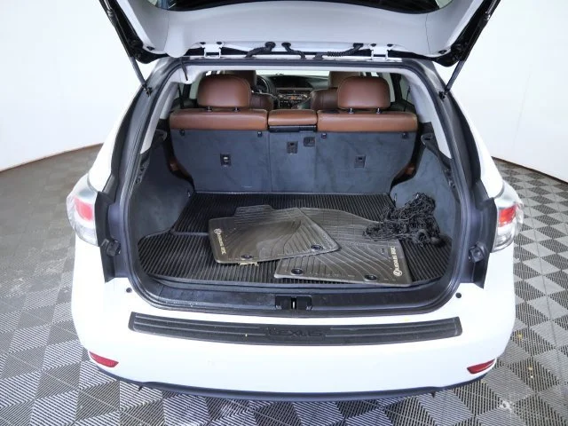 Used 2015  Lexus 350 image 8