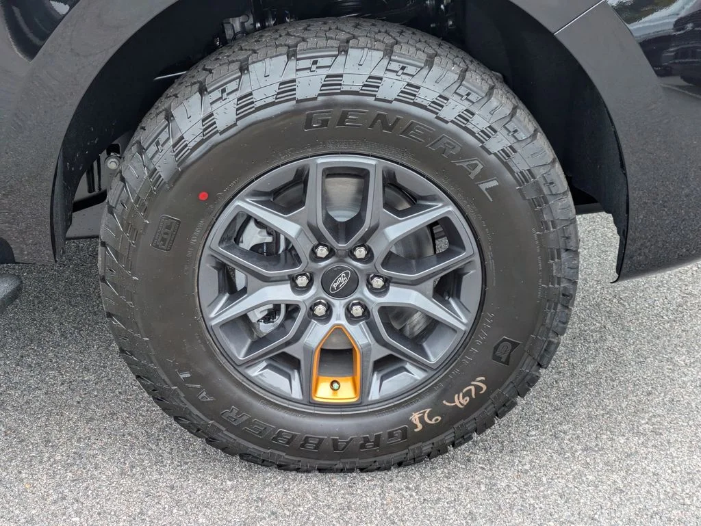 New 2026 Agate Black Metallic Ford Tremor image 12