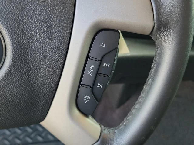 Used 2013 GRAYSTONE METALLIC Chevrolet LT image 28
