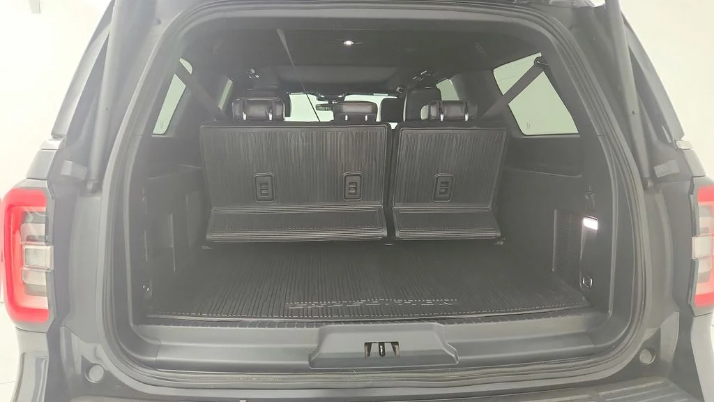 Used 2022 Gray Ford Platinum image 26