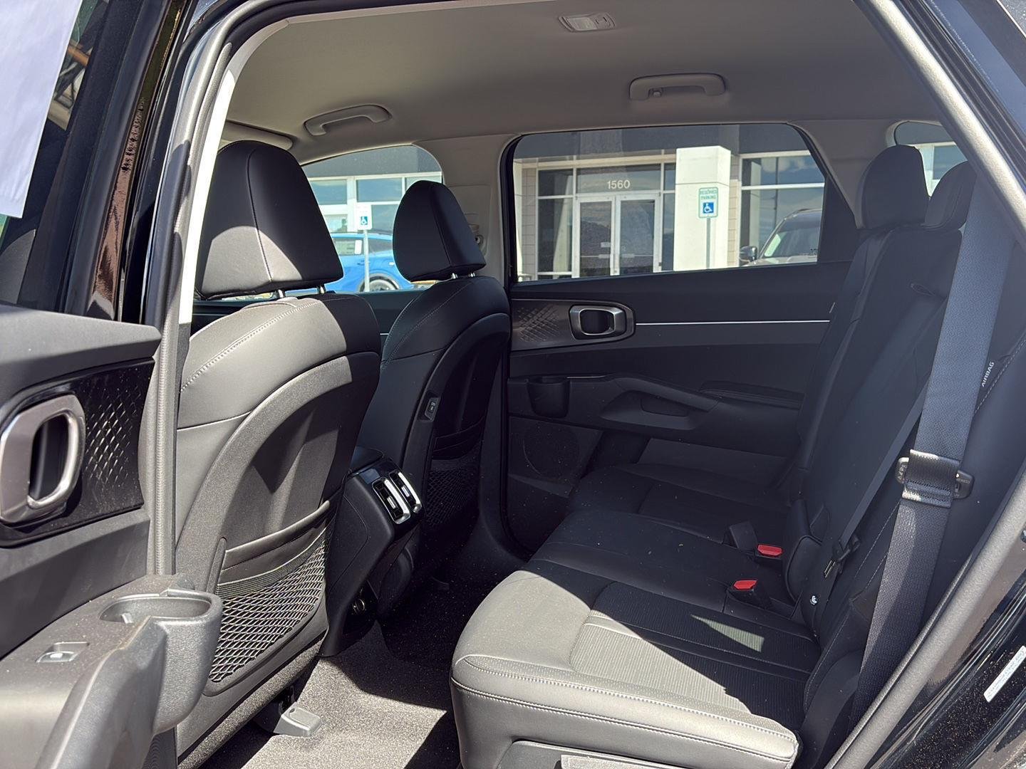 2026 Kia Sorento EX - Photo 10