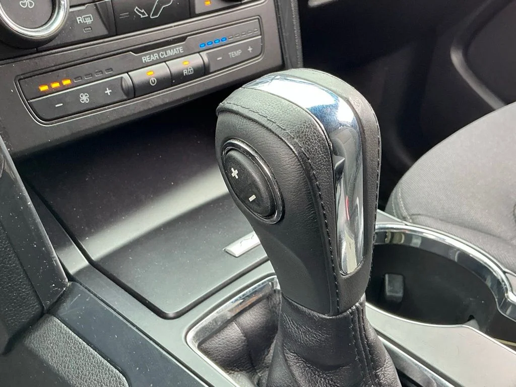 Used 2018 Red Ford XLT image 51