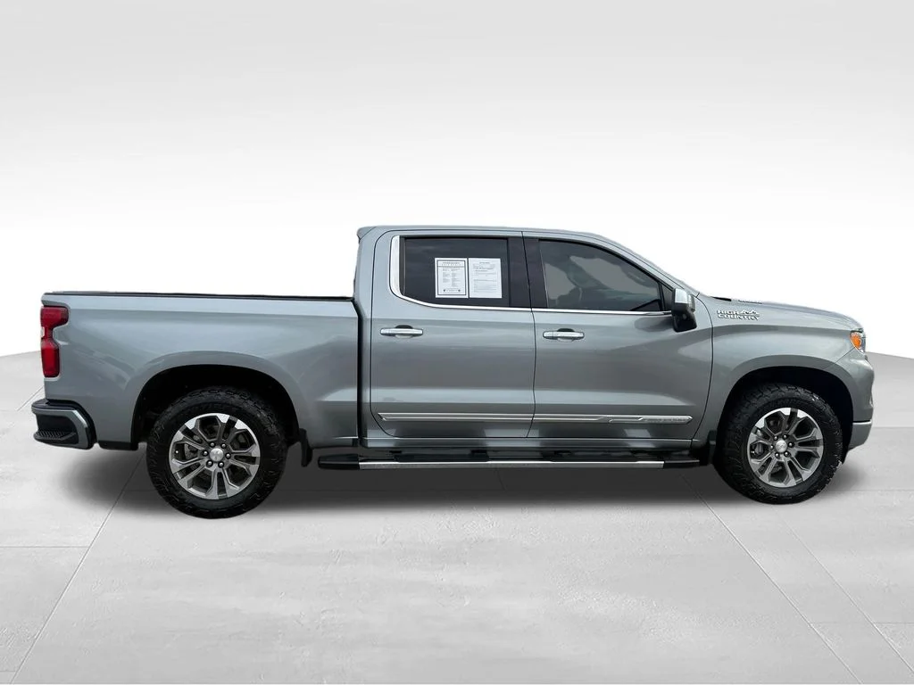 Used 2023 Gray Chevrolet High Country image 29