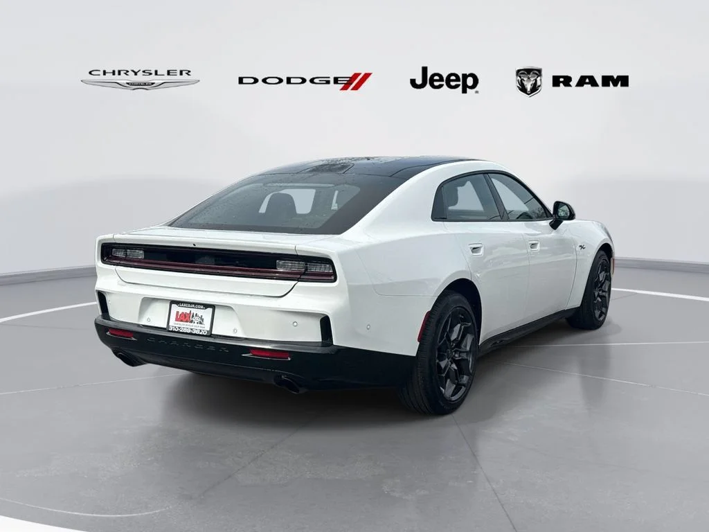 New 2026 White Knuckle Exterior Paint Dodge R/T image 3
