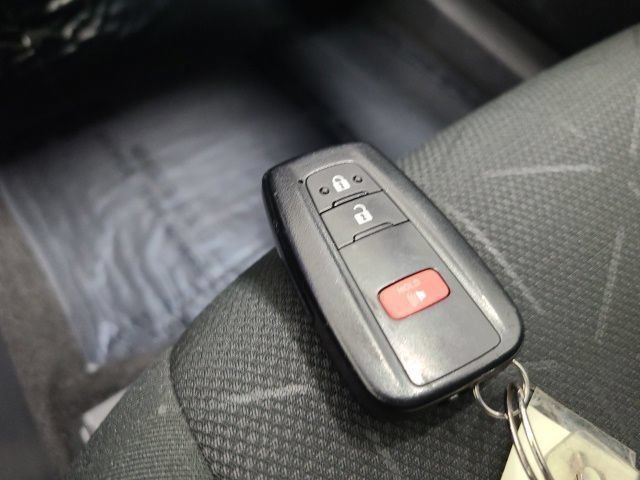 Used 2024 Ice Cap Toyota XLE image 28