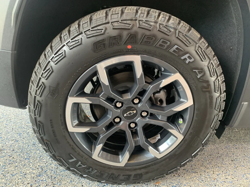 2027 Chevrolet Equinox ACTIV - Photo 34