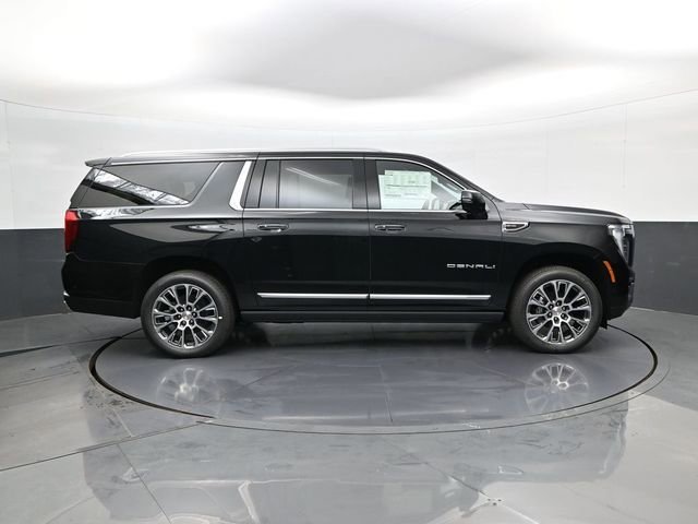 2026 GMC Yukon XL Denali - Photo 4